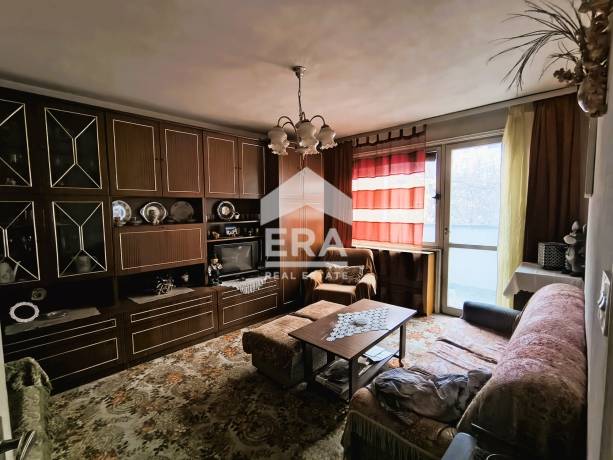 Многостаен апартамент в кв. Света гора