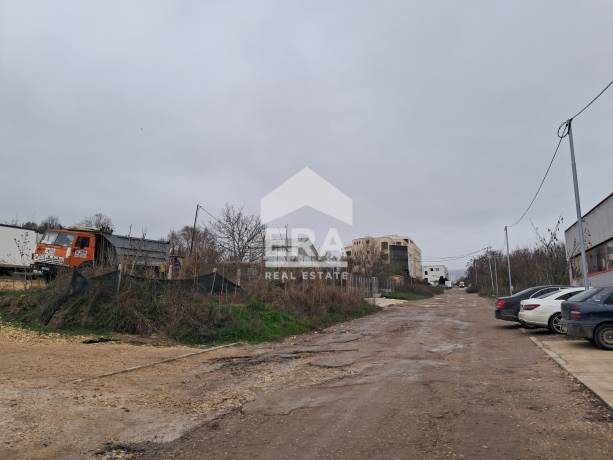 Урегулиран поземлен имот за продажба, с влязъл в сила ПУП и ПРЗ, в Западна промишлена зона, Варна, до оградата на Пивоварен завод