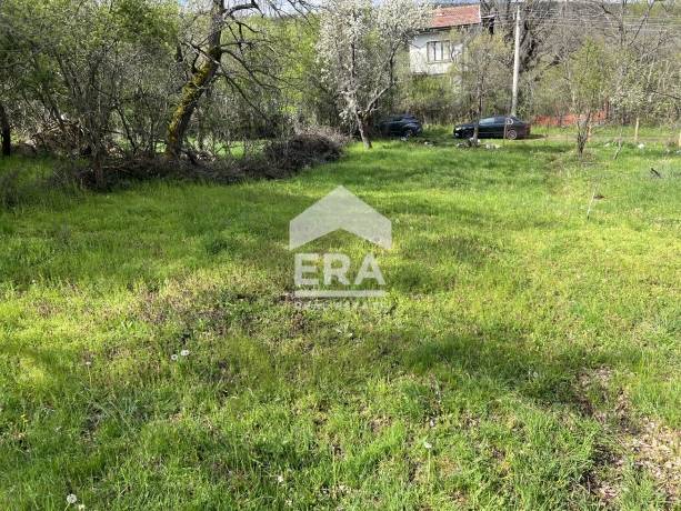 ЕРА Надежда продава къща в с. Каленовци, град Годеч