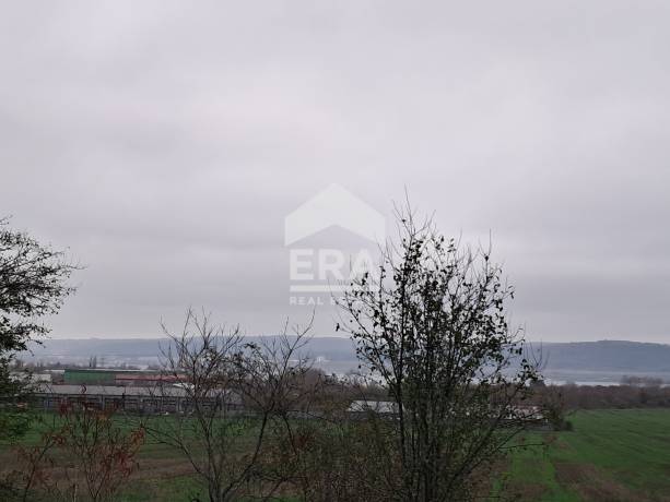 Парцел за продажба в ЗПЗ, Варна