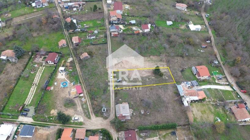 Урегулиран поземлен имот за продажба, в м-т Боровец Север, Варна, на 750 м от главен път