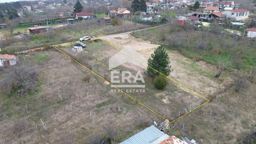 Урегулиран поземлен имот за продажба, в м-т Боровец Север, Варна, на 750 м от главен път