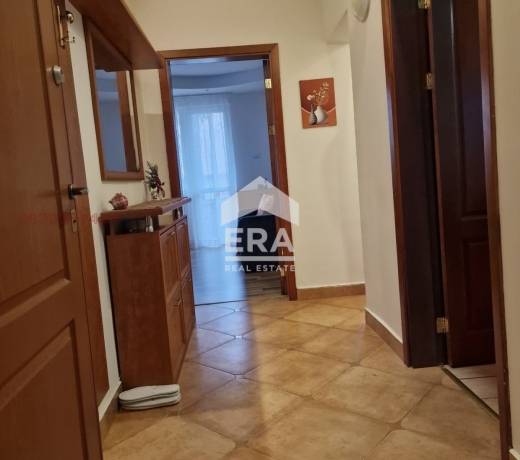 ЛОКАЦИЯ, ЛОКАЦИЯ И ПАК ЛОКАЦИЯ! ЕРА ДОМ ПРОДАВА, СЛЪНЧЕВ, УЮТЕН в ТОП ЦЕНТЪР ПРЕМИУМ ИМОТ С РАБОТЕЩ AirBNB БИЗНЕС