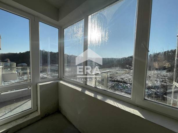 Тристаен апартамент за продажба, с голяма дневна и горска панорама, в новопостроена сграда пред Акт 16, кв. Аспарухово, Варна