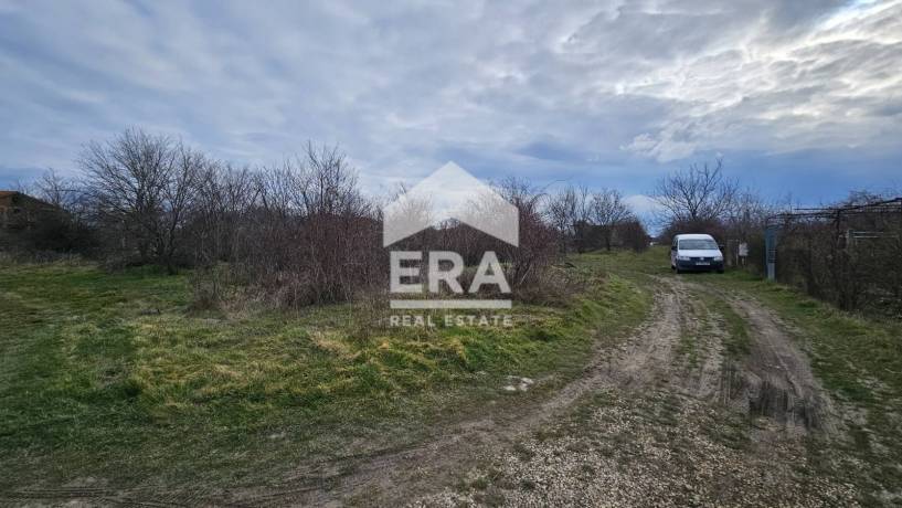 ЕРА Черно Море Ви предлага парцел в урбанизирана територия м-ст Перчемлията