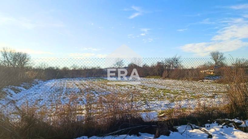 ЕКСКЛУЗИВНО! ЕРА ИмотиТе предлага за продажба Урегулиран Поземлен имот с площ от 2090 кв.м. в с. Дряновец, общ. Разград