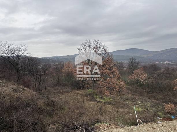 ЕРА Сити Център продава поземлен имот в землището на Малка Верея