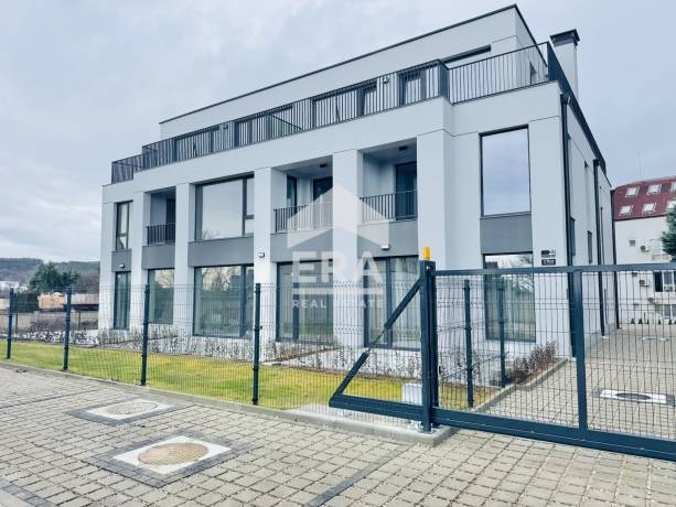 Тристаен апартамент за продажба във Виница, Варна