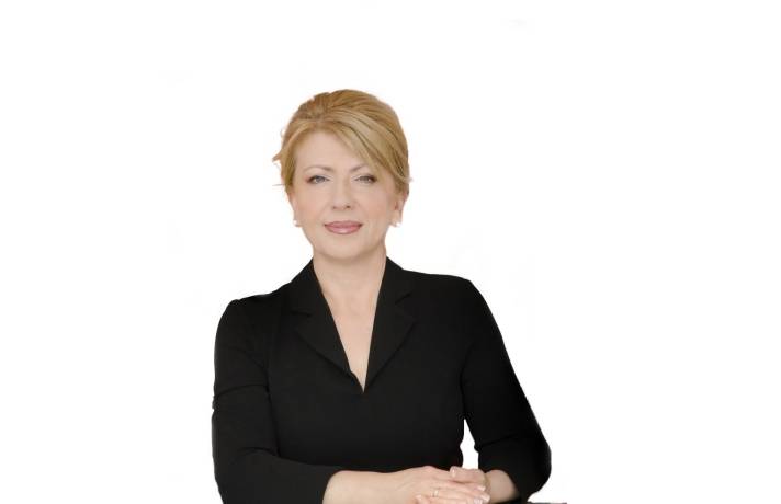 Даниела Кметска