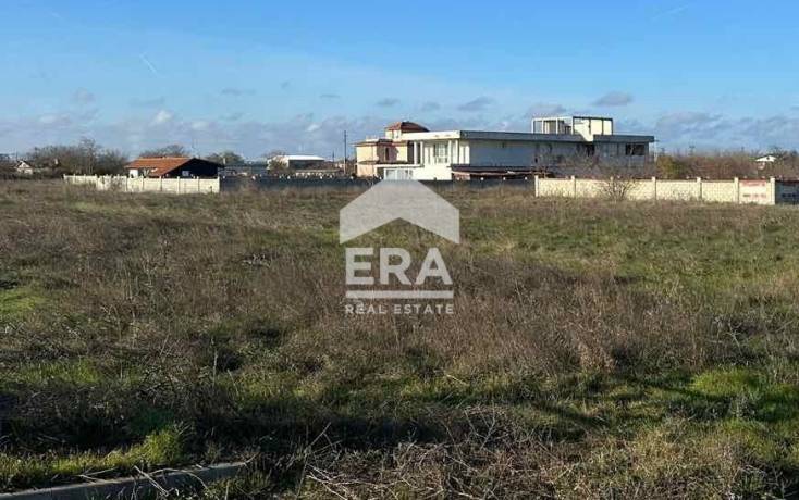 Парцел за продажба в с. Божурец, област Добрич