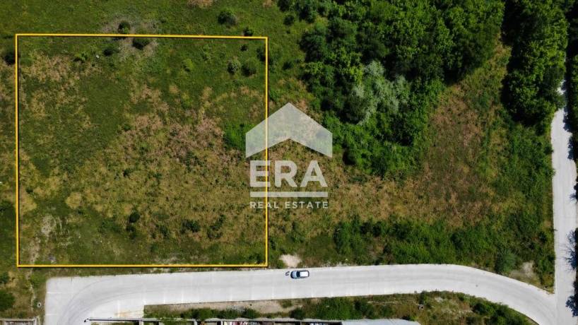 Парцел с ПУП за продажба, до Софарма, с. Тополи, обл. Варна