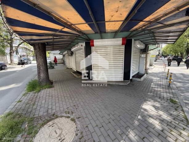 Заведение за хранене за продажба в кв. ЗК Тракия, Варна