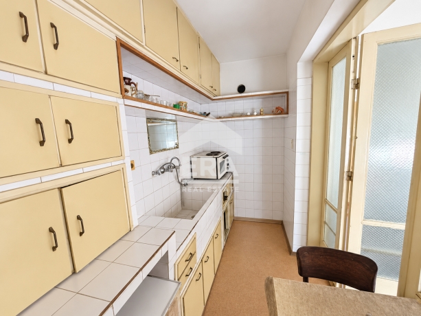 Къща за продажба в кв. Тракийски, Хасково