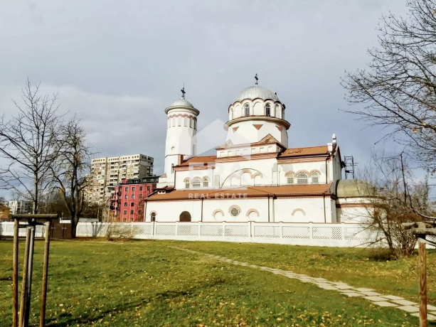 Тристаен апартамент за продажба в кв. Разсадника, София