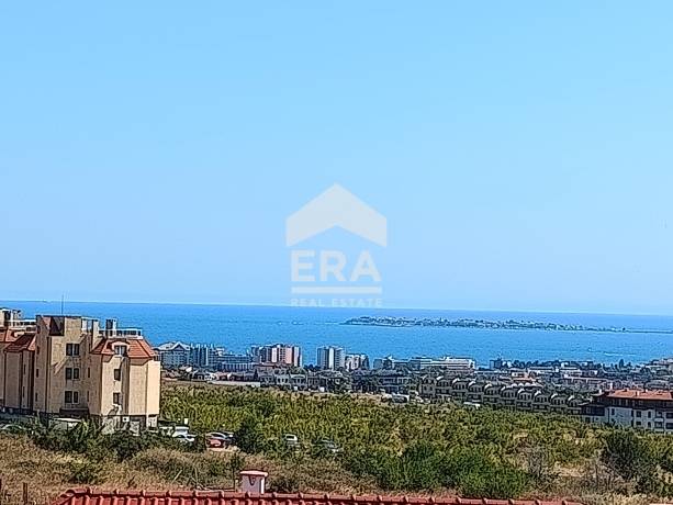 Тристаен апартамент за продажба в к.к. Слънчев бряг, област Бургас