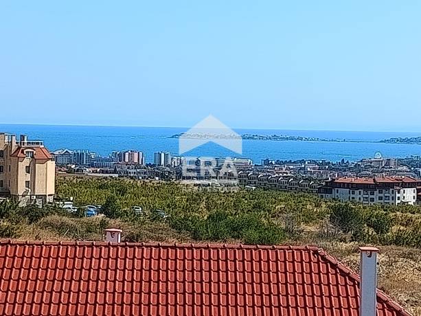 Тристаен апартамент с панорамна гледка