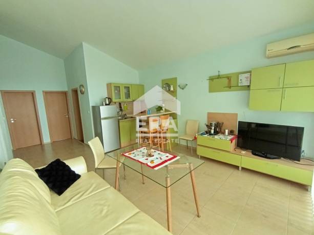Тристаен апартамент с панорамна гледка