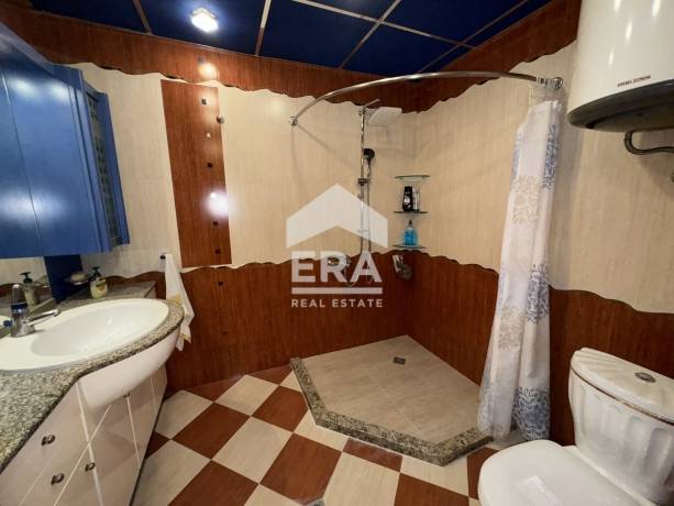 Многостаен апартамент за продажба в кв. Каменни, Хасково