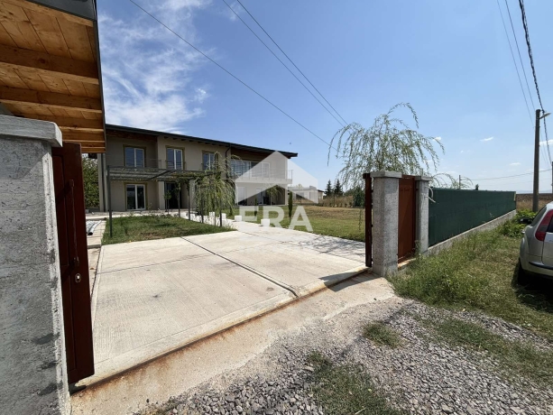 Бизнес имот за продажба в кв. Кенана, Хасково