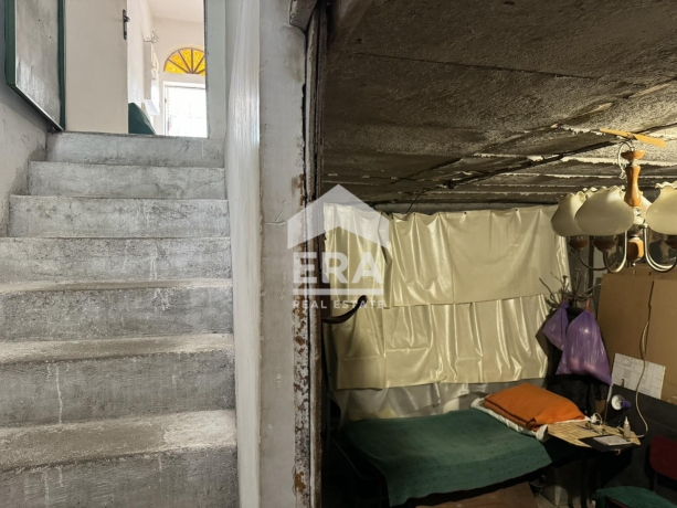 Бизнес имот за продажба в кв. Орфей, Хасково