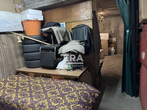 Бизнес имот за продажба в кв. Орфей, Хасково