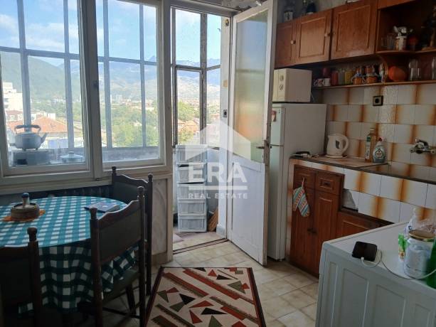 ЕРА Casa отдава под наем апартамент в центъра