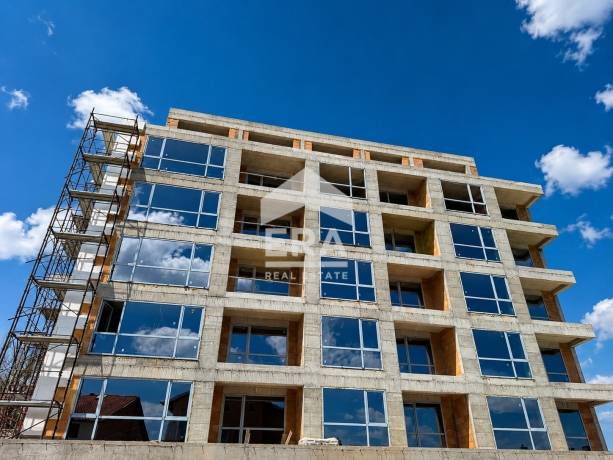 Тристаен апартамент за продажба в новострояща се сграда в кв. Аспарухово, гр. Варна