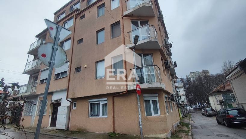 Двустаен апартамент за продажба в кв. Трошево, Варна