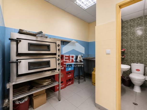 Заведение за продажба срещу метростанция "Люлин"