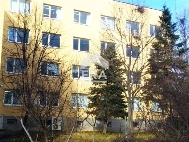 Бизнес имот под наем в кв. Промишлена зона – Север, Хасково