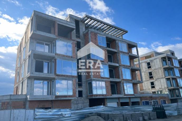 ЕРА Надежда продава двустаен апартамент в кв. Модерно предградие