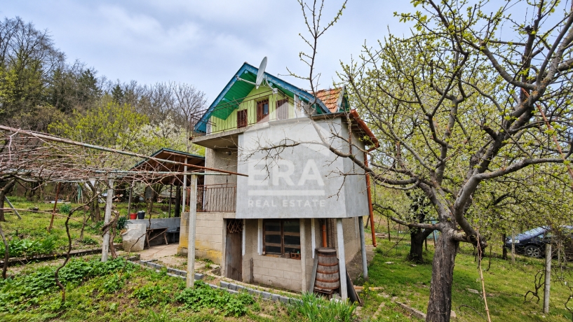 Къща за продажба в кв. Вилна зона, Търговище
