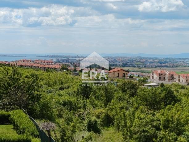 Къща за продажба в с. Кошарица, област Бургас