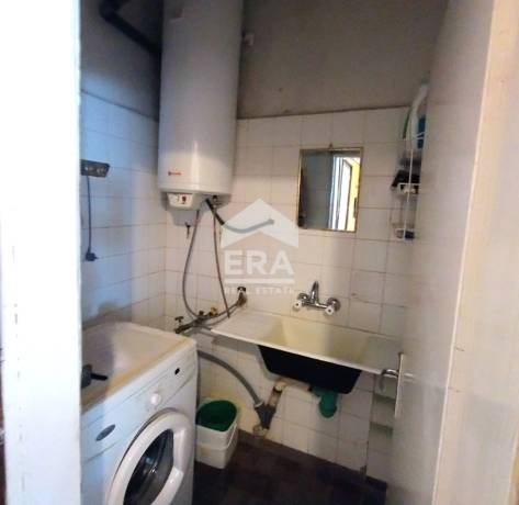 Тристаен апартамент за продажба в кв. Възрожденци, Кърджали