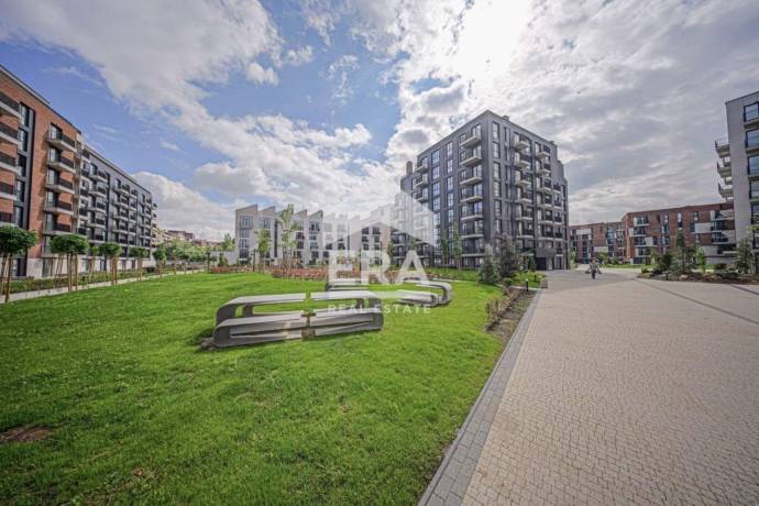 Тристаен апартамент за продажба в кв. Красно село, София