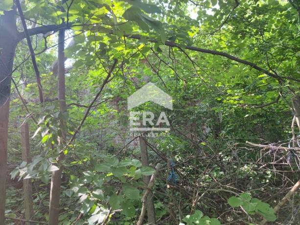 Само в ЕРА Имоти Хасково! Страхотен парцел в м.Каменец