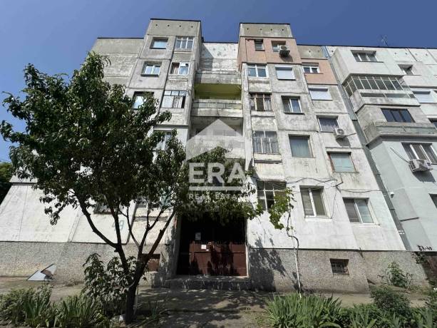 ЕКСКЛУЗИВНО ОТ ЕРА ДРЪСТЪР! Двустаен апартамент в кв. Деленки, село Айдемир!