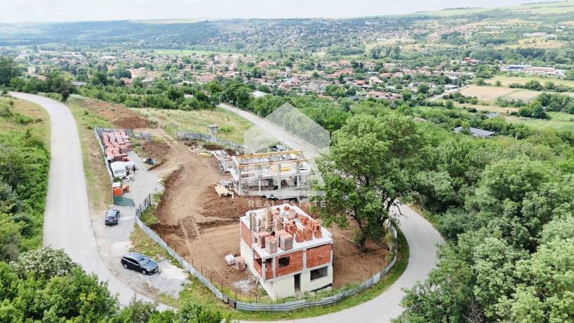 Къща за продажба в с. Шемшево, област Велико Търново