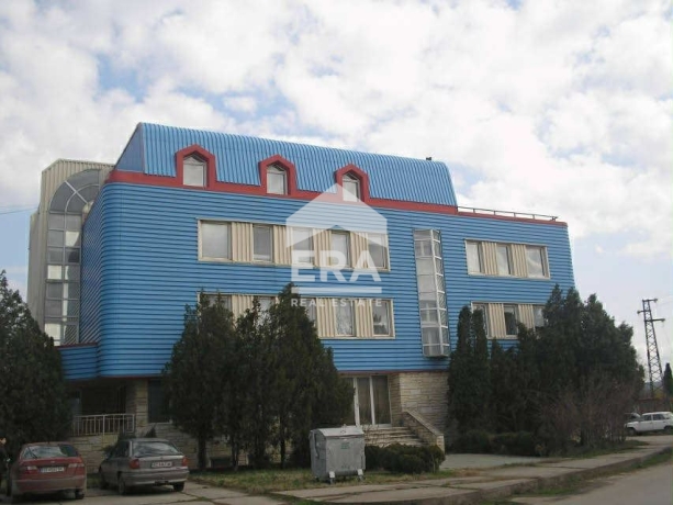 Административна сграда за продажба, гр. Полски Тръмбеш