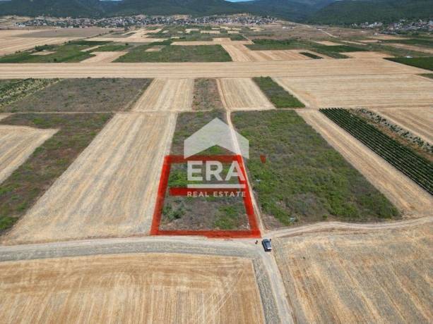 Парцел за продажба в с. Кошарица, област Бургас