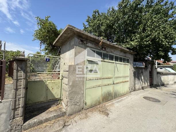 Къща за продажба в кв. Изток, Силистра
