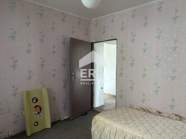 ЕРА Сити Център продава двустаен апартамент в кв. "Самара - 1"