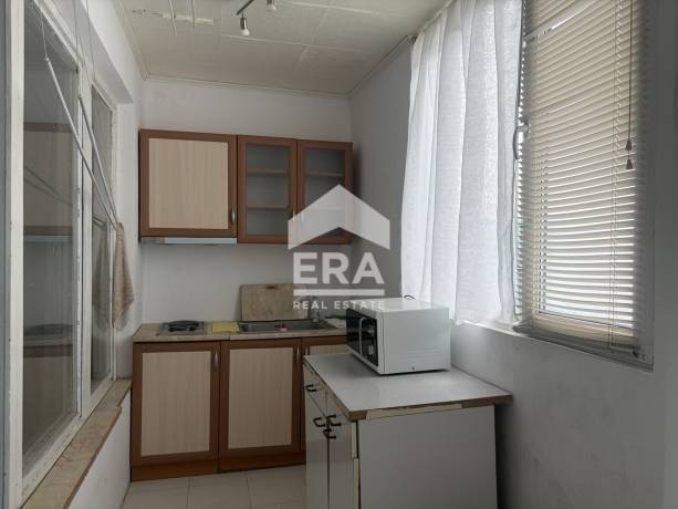 ЕРА Сити Център продава двустаен апартамент в кв. "Самара - 1"