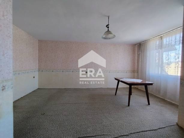 Двустаен апартамент за продажба в Център, Кърджали