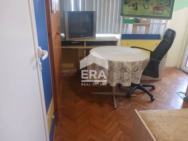 САМО В ЕРА! ЕРА Сити Център продава едностаен апартамент в малка монолитна кооперация в Центъра