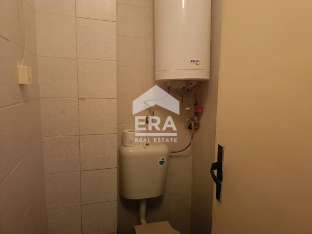 ЕРА Сити Център продава тристаен апартамент в Централната част на града
