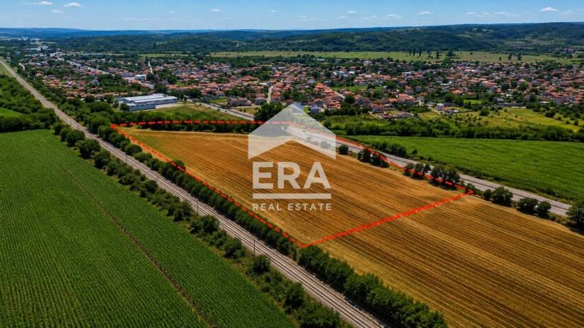 ЕКСКЛУЗИВНО! ЕРА ПЛЕВЕН СИТИ предлага атрактивен парцел с площ 28921 кв.м. в село Ясен, общ. Плевен