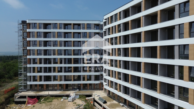 Тристаен апартамент за продажба в кв. Владислав Варненчик 1, Варна