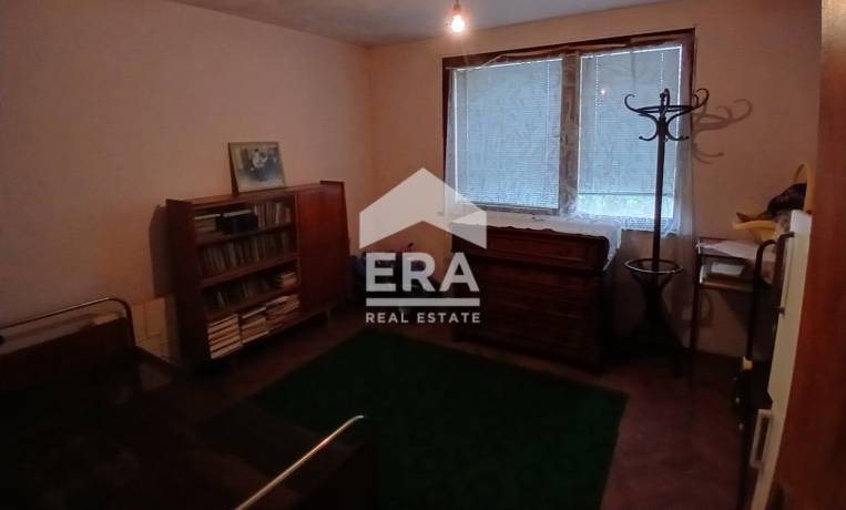 ЕКСКЛУЗИВНО! ЕРА ПЛЕВЕН СИТИ предлага къща за продажба в с. Новачене, обл. Плевен, общ. Никопол