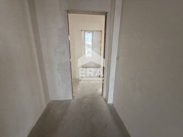 Многостаен апартамент за продажба в кв. Левски 1, Варна